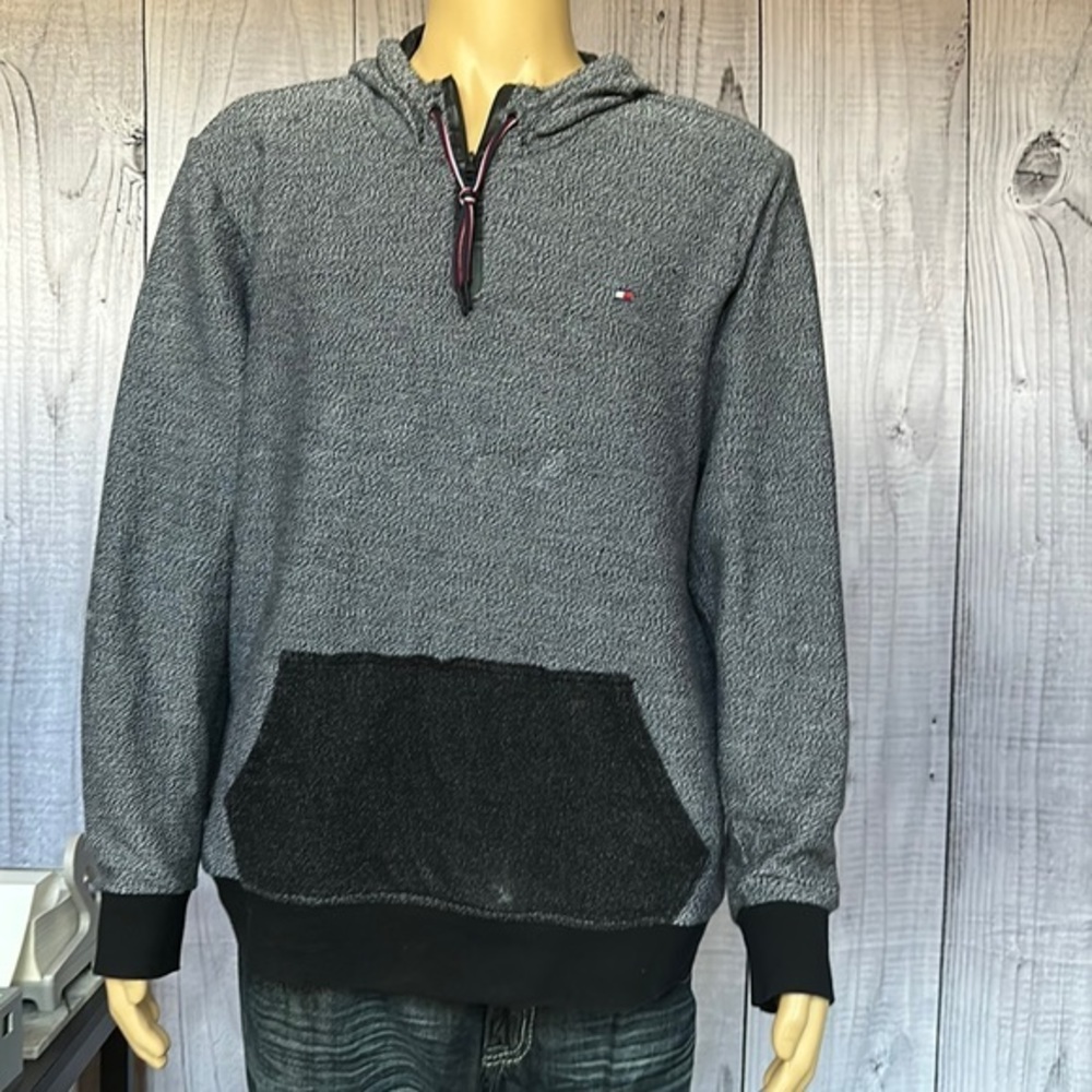 Y2K Women’s Tommy Hilfiger Sport‎ Quarter Zip Hoodie. Size XL